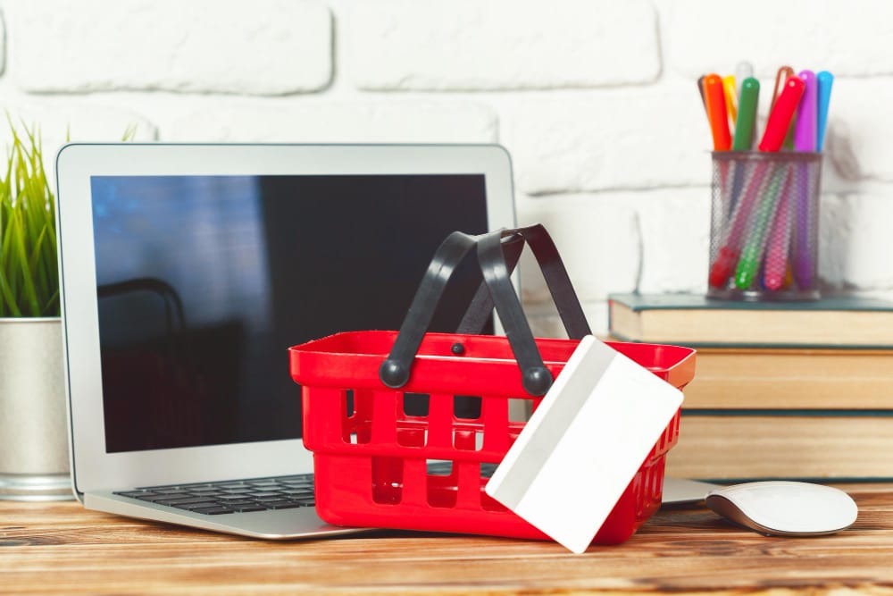 Membangun Brand Identity yang Strong untuk Online Shop Kecil Panduan Lengkap untuk Pemula Membangun Brand Identity yang Strong untuk Online Shop Kecil Panduan Lengkap untuk Pemula